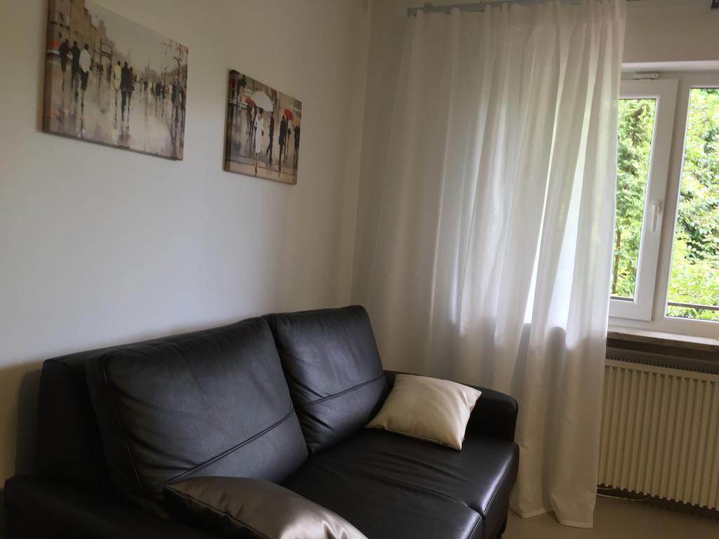 Apartment - Zentrumsnah, Eigener Parkplatz Und Grosser Balkon Ins Gruene Baden-Baden Exterior photo
